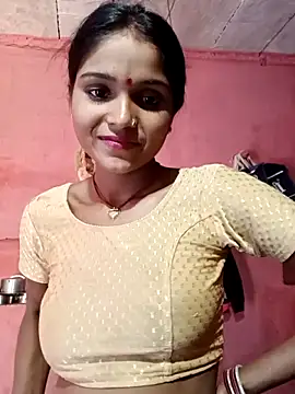 Snapshot of Harini_Gautam chatting on May 5, 2026, 3:53 am Harini Gautam online show from May 5, 2026, 3:53 am