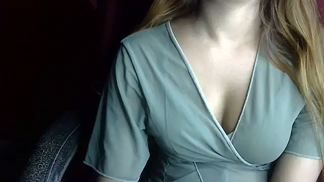 heartless Queen online show from April 15, 2026, 5:24 am