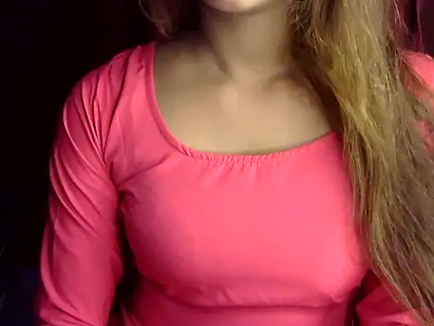 Snapshot of heartless_Queen chatting on September 22, 2025, 5:02 am heartless Queen online show from September 22, 2025, 5:02 am