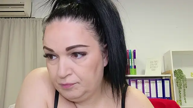 Snapshot of RubiHarper chatting on January 17, 2026, 2:37 am RubiHarper online show from January 17, 2026, 2:37 am