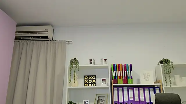 Snapshot of RubiHarper chatting on June 20, 2026, 2:27 am RubiHarper online show from June 20, 2026, 2:27 am