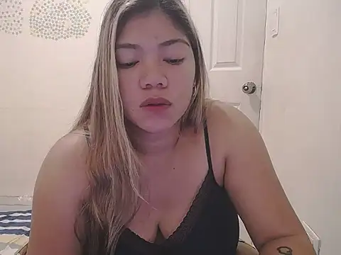 briannalove222 online show from February 25, 2026, 12:44 am