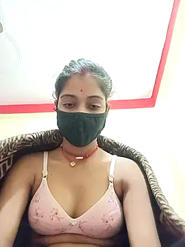 Chandni Love143 online show from December 18, 2025, 10:52 am