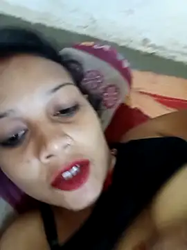 Snapshot of Chandni_Love143 chatting on October 11, 2025, 4:02 am Chandni Love143 online show from October 11, 2025, 4:02 am