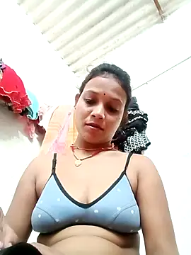 Snapshot of Chandni_Love143 chatting on September 20, 2025, 3:55 am Chandni Love143 online show from September 20, 2025, 3:55 am