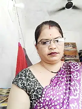 Snapshot of Bhavna_hot chatting on October 6, 2025, 6:36 am Bhavna hot online show from October 6, 2025, 6:36 am