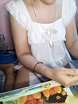 Kuncute online show from September 13, 2025, 4:23 am