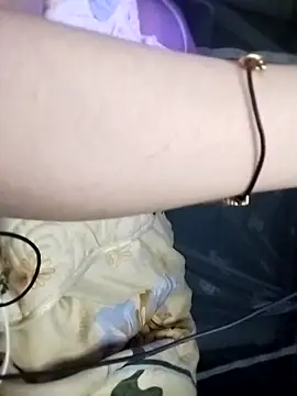 Kuncute online show from September 18, 2025, 11:08 pm