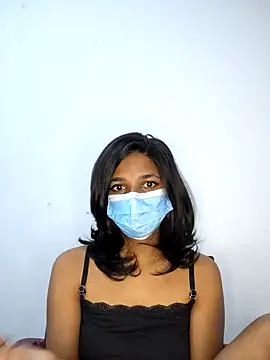 Minu Cam online show from April 12, 2026, 1:09 am