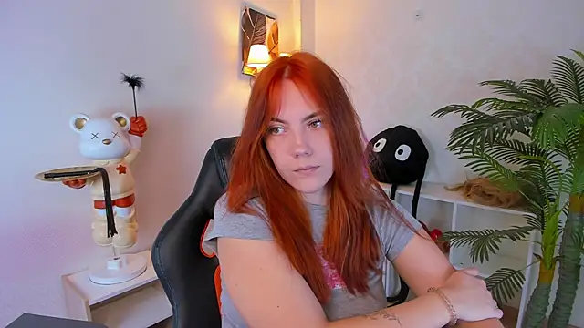 Snapshot of Gingerr_pie chatting on October 21, 2025, 6:40 pm Gingerr pie online show from October 21, 2025, 6:40 pm