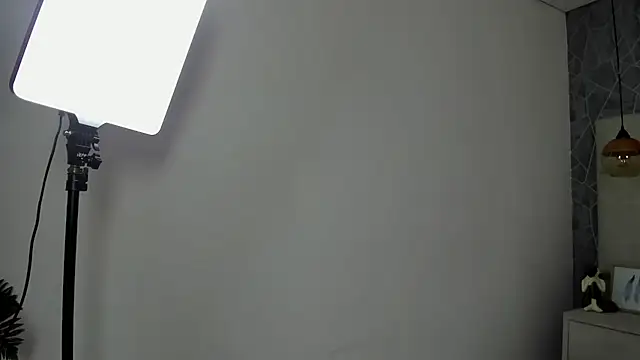 Snapshot of _im_alaya chatting on November 11, 2025, 6:08 am im alaya online show from November 11, 2025, 6:08 am