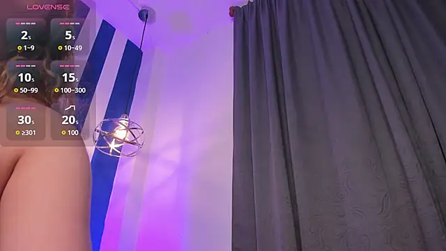 Snapshot of valeria_rouse28 chatting on November 9, 2025, 6:45 pm valeria rouse28 online show from November 9, 2025, 6:45 pm