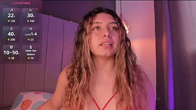 Snapshot of valeria_rouse28 chatting on November 27, 2025, 7:36 pm valeria rouse28 online show from November 27, 2025, 7:36 pm