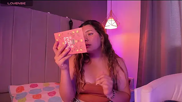 Snapshot of valeria_rouse28 chatting on November 15, 2025, 5:28 pm valeria rouse28 online show from November 15, 2025, 5:28 pm