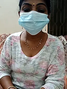 Snapshot of Rithya27 chatting on October 25, 2025, 5:35 pm Rithya27 online show from October 25, 2025, 5:35 pm