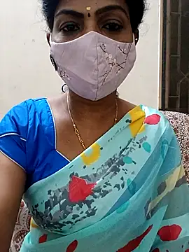 Snapshot of Rithya27 chatting on December 15, 2025, 6:36 pm Rithya27 online show from December 15, 2025, 6:36 pm