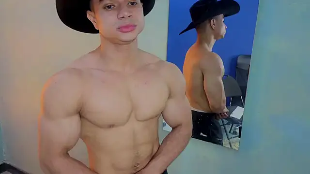 Snapshot of DylanGuss chatting on October 29, 2025, 12:26 pm DylanGuss online show from October 29, 2025, 12:26 pm