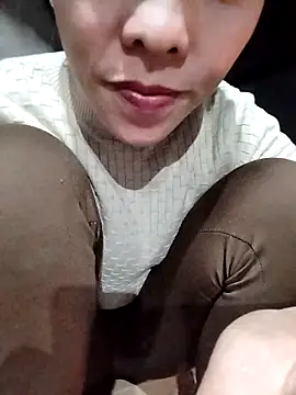 Snapshot of Sinejdk3 chatting on November 5, 2025, 11:46 am Sinejdk3 online show from November 5, 2025, 11:46 am