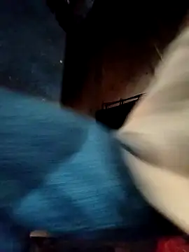 Snapshot of Sinejdk3 chatting on December 4, 2025, 8:57 am Sinejdk3 online show from December 4, 2025, 8:57 am