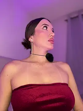 Bella-taylorr online show from February 28, 2026, 6:35 am