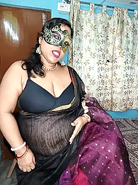 Snapshot of extreamhot1 chatting on November 12, 2025, 7:29 pm extreamhot1 online show from November 12, 2025, 7:29 pm