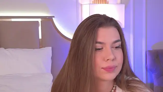 Snapshot of AshleyEvance chatting on December 2, 2025, 4:14 am AshleyEvance online show from December 2, 2025, 4:14 am