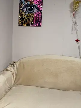 April Purr online show from March 27, 2026, 8:01 am