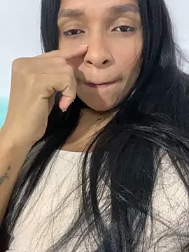 Luna025 online show from November 27, 2025, 5:30 am