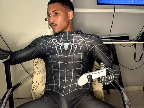 edualqxo online show from October 15, 2025, 11:35 pm