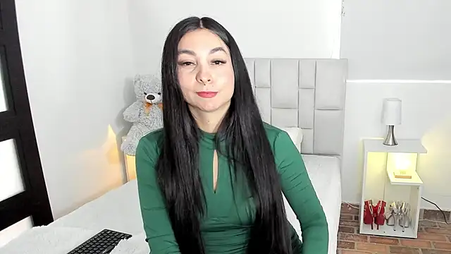 Snapshot of Ms_milarose chatting on October 8, 2025, 9:48 pm Ms milarose online show from October 8, 2025, 9:48 pm