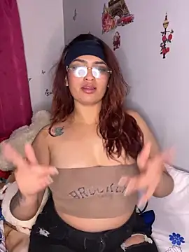 Snapshot of naomirouse_ chatting on October 28, 2025, 5:18 am naomirouse online show from October 28, 2025, 5:18 am