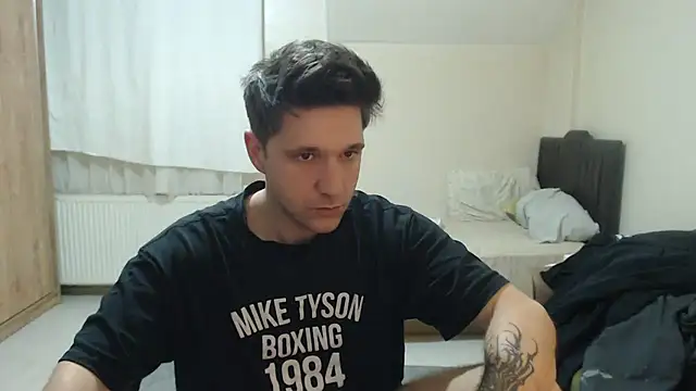 2handsomemann online show from June 1, 2026, 6:18 pm