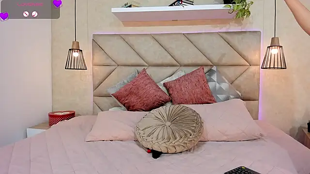 Snapshot of ValeryyWilliams chatting on October 7, 2025, 12:06 pm ValeryyWilliams online show from October 7, 2025, 12:06 pm