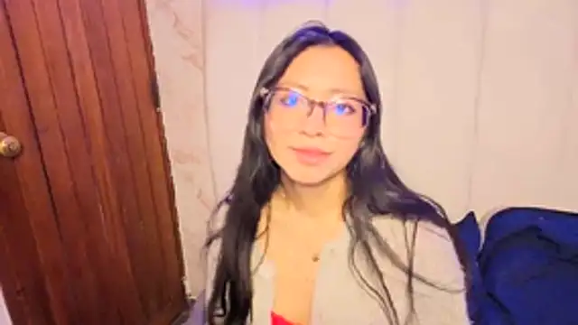 VioletxBloom online show from November 16, 2025, 7:07 pm