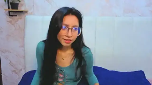 VioletxBloom online show from November 12, 2025, 7:51 pm