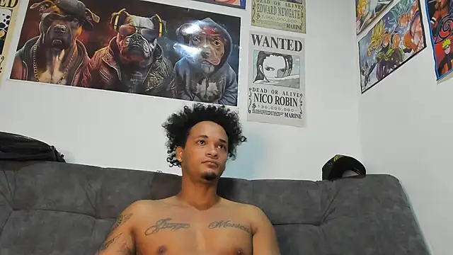 Snapshot of _MACCARTHY_TAYLOR chatting on October 24, 2025, 10:42 pm MACCARTHY TAYLOR online show from October 24, 2025, 10:42 pm