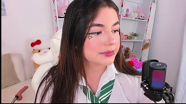 dolce antonellaa online show from February 17, 2026, 3:37 am