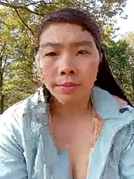 Snapshot of quynhkoolbae chatting on November 27, 2025, 1:39 am quynhkoolbae online show from November 27, 2025, 1:39 am