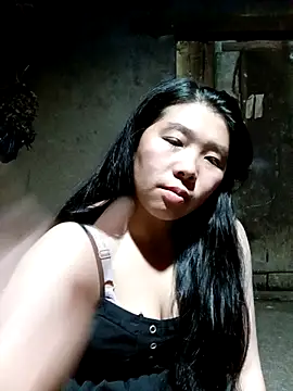 Snapshot of quynhkoolbae chatting on October 8, 2025, 2:07 pm quynhkoolbae online show from October 8, 2025, 2:07 pm