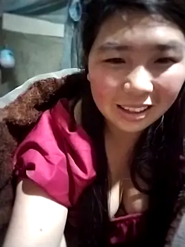 quynhkoolbae online show from March 14, 2026, 12:55 pm