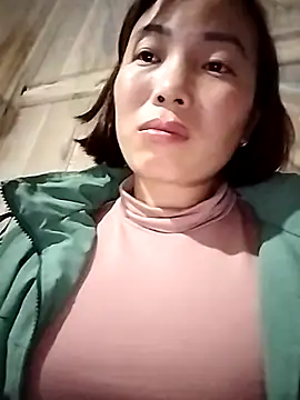 Snapshot of Annaacutee chatting on November 21, 2025, 1:21 pm Annaacutee online show from November 21, 2025, 1:21 pm