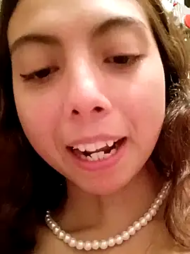 Snapshot of MoonBlueSex chatting on September 14, 2025, 4:35 am MoonBlueSex online show from September 14, 2025, 4:35 am