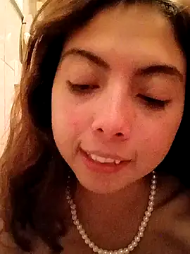 Snapshot of MoonBlueSex chatting on September 19, 2025, 4:05 am MoonBlueSex online show from September 19, 2025, 4:05 am