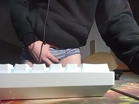 ziolsonek online show from December 13, 2025, 8:59 pm