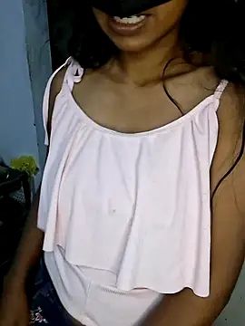 Snapshot of sunny_sweet chatting on June 20, 2026, 4:23 pm sunny sweet online show from June 20, 2026, 4:23 pm