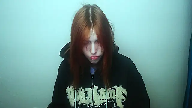 Snapshot of GuessMe___ chatting on December 3, 2025, 5:52 am GuessMe online show from December 3, 2025, 5:52 am