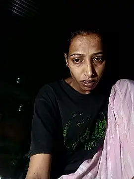 Snapshot of Pinki_thakur_1 chatting on April 28, 2026, 8:24 pm Pinki thakur 1 online show from April 28, 2026, 8:24 pm
