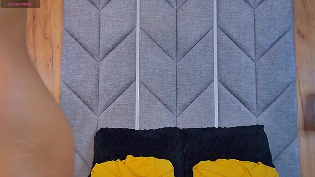 Snapshot of Kimberlymav chatting on October 4, 2025, 3:19 am Kimberlymav online show from October 4, 2025, 3:19 am