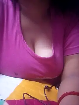 Snapshot of TINASONI chatting on November 8, 2025, 11:19 pm TINASONI online show from November 8, 2025, 11:19 pm