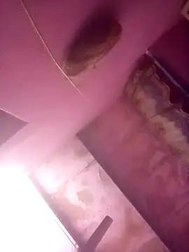 Snapshot of TINASONI chatting on December 4, 2025, 8:19 pm TINASONI online show from December 4, 2025, 8:19 pm